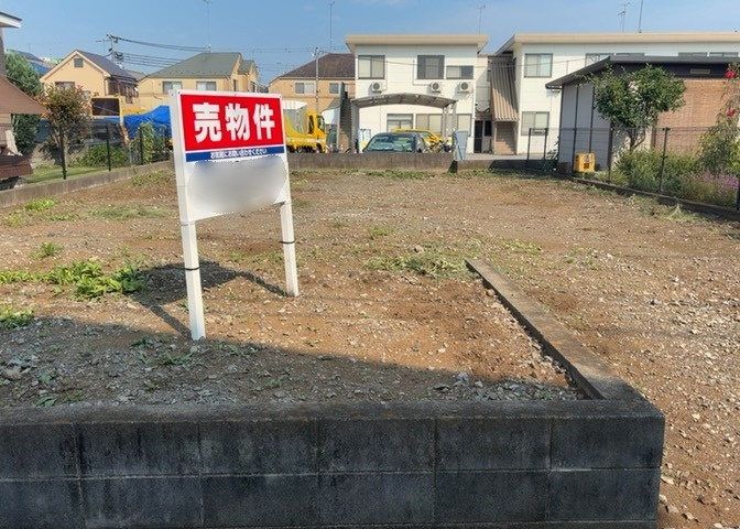 家を建てる前提で土地を探している場合、地盤の丈夫さは譲れない条件の一つです。地盤が脆弱だと追加工事が必要となります。また、過去に地盤沈下や液状化現象を起こした土地は、できるだけ避けた方がいいでしょう。