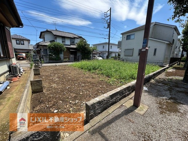 閑静な住宅街に49坪の売地。建築条件なし
