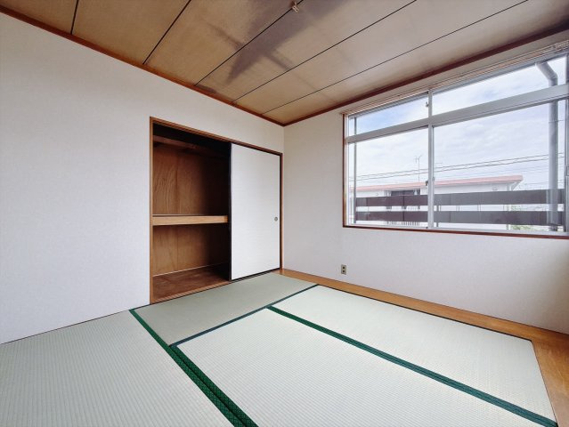 ■和室｜旅館のような趣を感じられる、くつろぎの住空間です。落ち着いた和の雰囲気が、日々の暮らしに癒しをもたらします♪