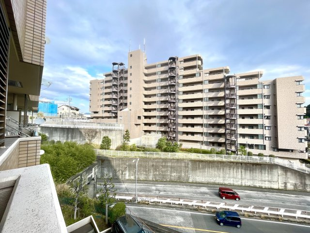 鉄骨コンクリート造8階建4階部分、新耐震基準・旧耐震が気になる方はスタッフまでお問い合わせください。