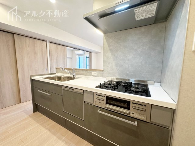 開放的なオープンキッチン