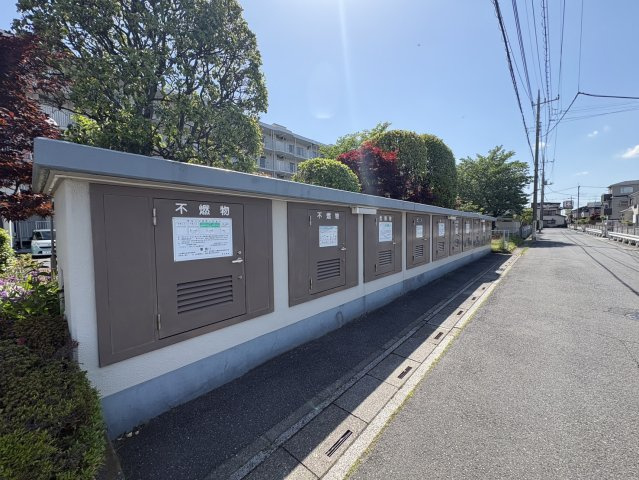 ごみ置場