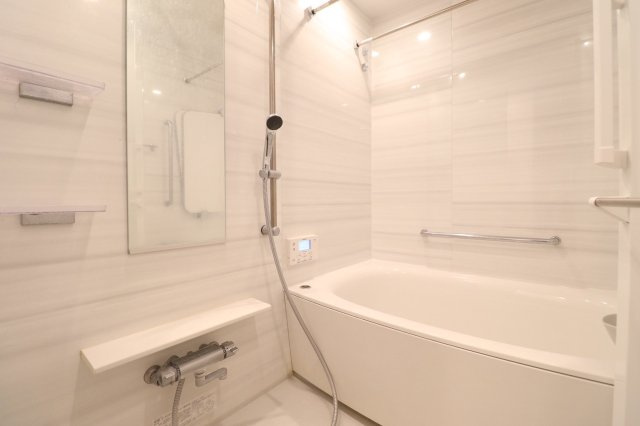 【浴室】浴室暖房乾燥機搭載！ミストサウナなどもありごゆっくりお過ごしいただけます◎