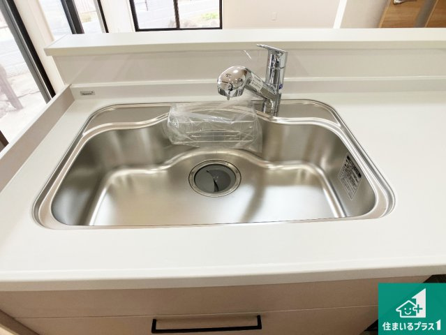 広々としたシンクで食器洗いも楽々！