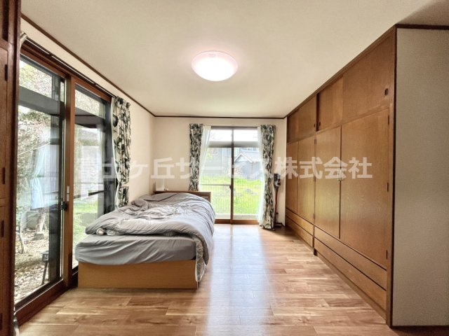 各部屋に豊富に収納がついています