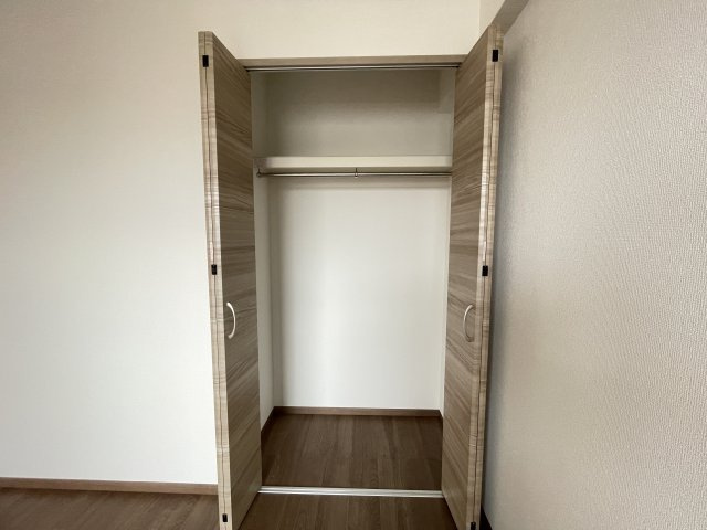 各居室に収納がついており、家族で使い分けしやすくなっています。