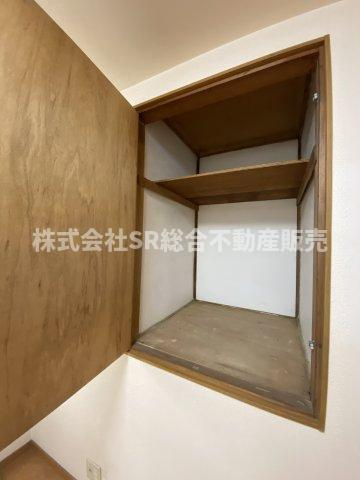 小物を収納するのに便利です