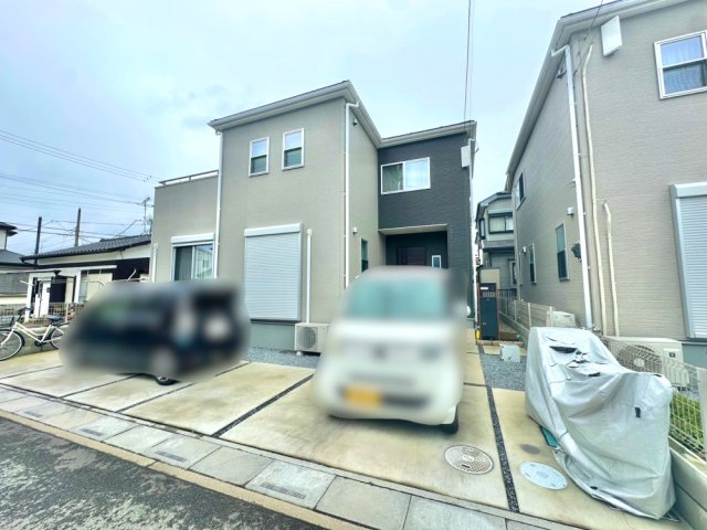 ■2023年8月築！　■南道路面・カースペース2台可！　■浴室乾燥機付き・全居室収納！　■松伏小学校徒歩8分(600ｍ)・松伏中学校徒歩18分(1400ｍ)