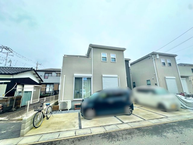 ■2023年8月築！　■南道路面・カースペース2台可！　■浴室乾燥機付き・全居室収納！　■松伏小学校徒歩8分(600ｍ)・松伏中学校徒歩18分(1400ｍ)