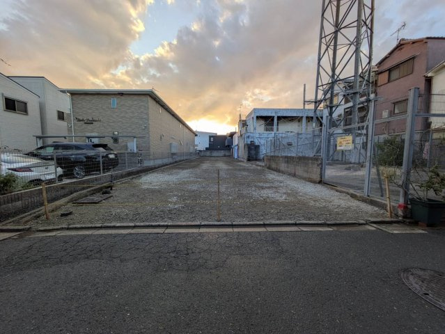 外観：327002156449