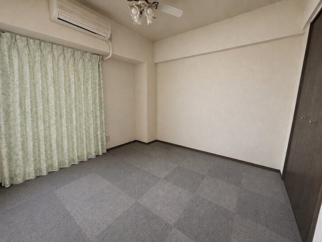 ※画像加工による家具消しを行っております。実際の室内と一部異なる可能性があります。