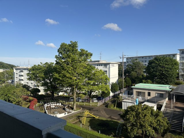 自然が多いので、眺望から四季を感じる事が出来そうです。