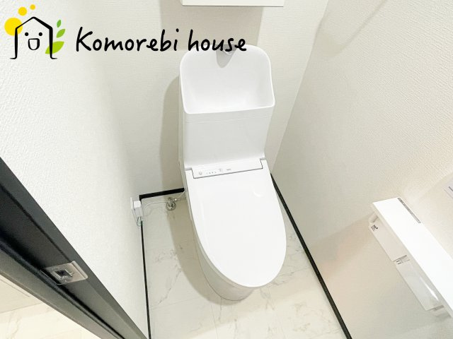 シンプルで使いやすいトイレです
