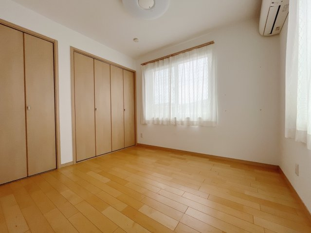 ■2階洋室｜子供部屋のメリットは「自立心を養うことができる」「自分で整理整頓できるようになる」そして、お子様が成長した際には「プライバシーを確保できる」といい事だらけ♪