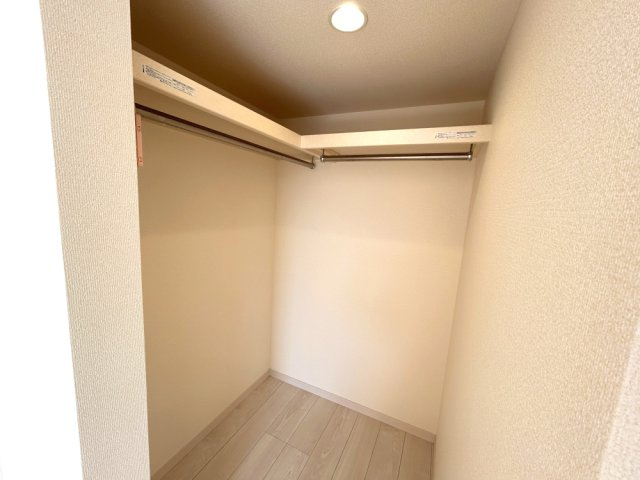 洋室？ウォークインクローゼット