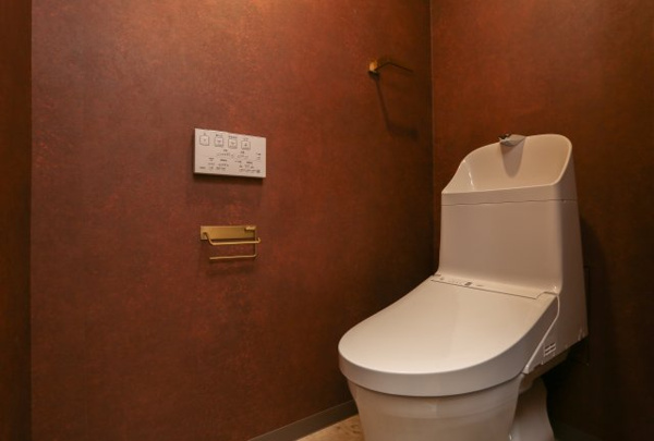 【エメラルドマンション草津青地Ⅰ　天然木フルリノベーションの和室】