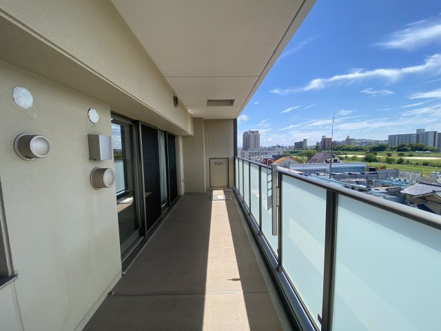 南面広々バルコニー♪バルコニーからは矢田川が一望できて、日々の疲れを癒すことのできるおうち時間を過ごせるのでは！？
