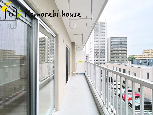 バルコニーがあります