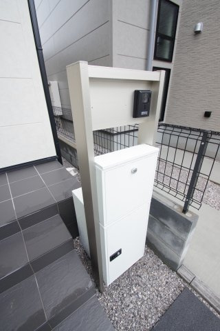 宅配ボックス付き郵便受け