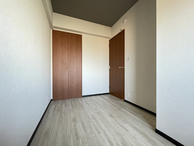 シンプルな洋室は、幅広い用途でお使いいただけます。　