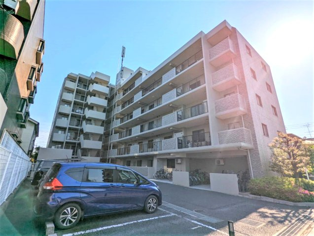 ■ペット飼育可（1住戸2頭まで。細則有）　■新規内装リフォーム済み！　■2階・東南角部屋住戸です！　■戸塚小学校まで徒歩14分(約1100m)・戸塚西中学校まで徒歩20分(約1600m)