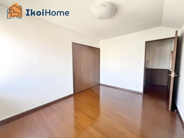 ●年中無休：当日予約可●2階洋室です。各部屋収納がございます！