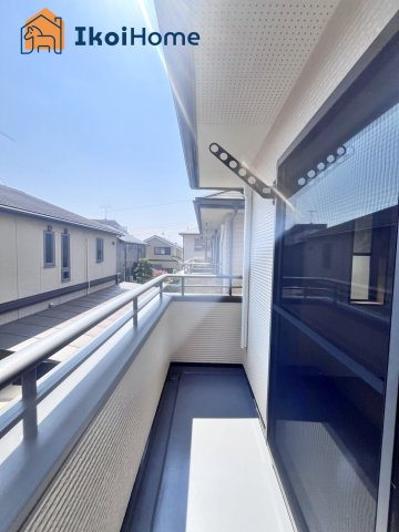 ●年中無休：当日予約可●バルコニーが広くたくさん干せ、屋根があり小雨程度なら濡れず安心です