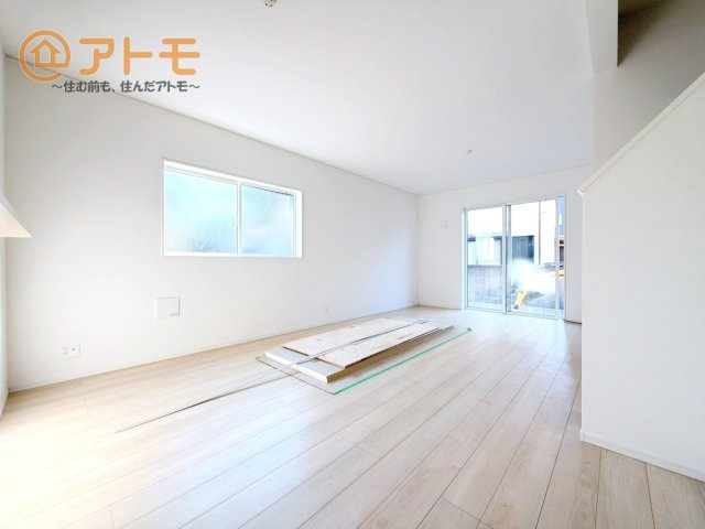 広々としたリビングは家具によって雰囲気が変わります♪