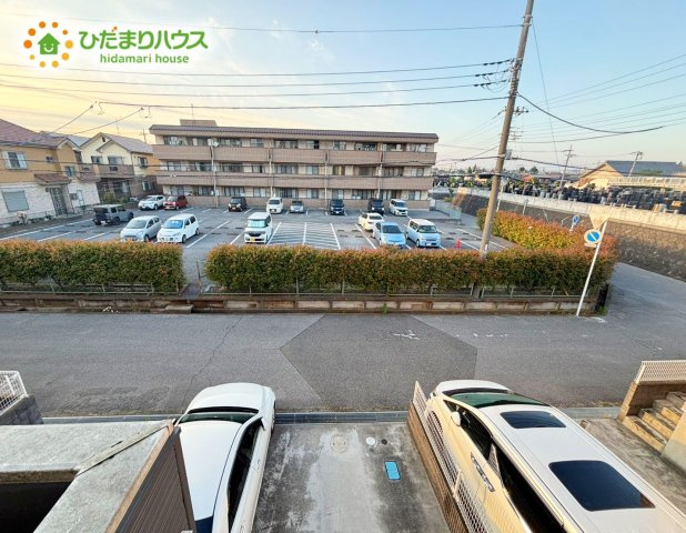 閑静な住宅街の為、静かな暮らしが出来そうです♪