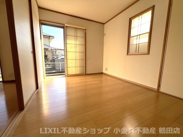 和室を洋室にリフォームしております