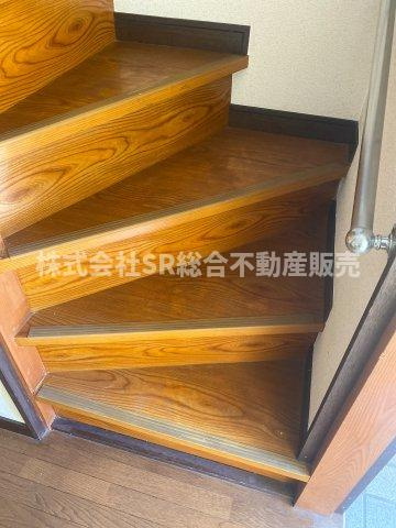 当日予約も大歓迎です！土日祝、雨の日やお子様連れのお客様の送迎も可能ですのでお気になさらずお問合せ下さい。お仕事終わりのお時間にも柔軟に対応致しますのでお気軽にお申し付け下さいませ。