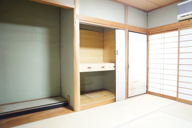 1階和室・収納豊富で部屋を広く使えます。