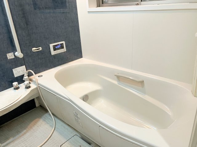 1帖以上あるお風呂で1日の疲れも取れます！