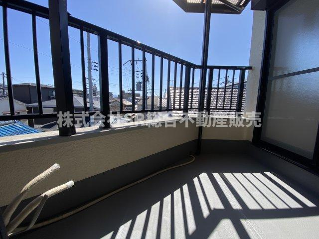 陽当たり良好のバルコニーで洗濯物が乾きやすいです！