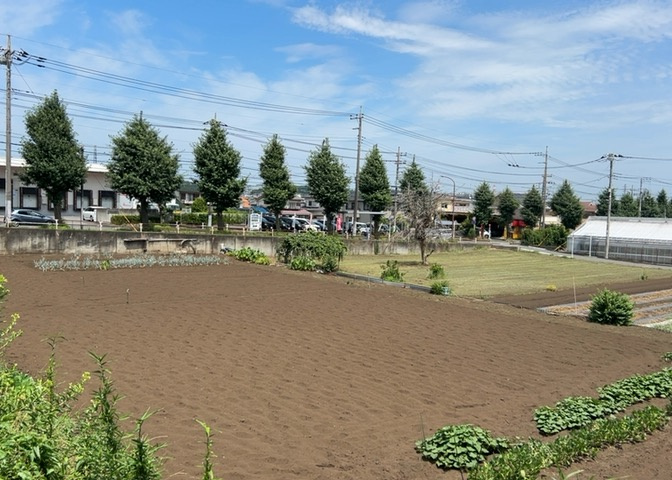 景色重視でお家選ぶをするとスーパーが遠い！学校が遠い！など生活をするうえで利便性で困ることもあります。まず一度現地を見学する際に、周辺の施設などがあるかを確認し、暮らし始めた後のことを想像しましょう。