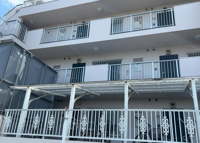 マンションの駐輪場は、事前に空きがあるか確認を取ると安心です。せっかく入居したのに駐輪スペースがない！なんてことになったら大変ですよね。そこで、内見時や購入前にはまず事前に確認しておくと良いでしょう。