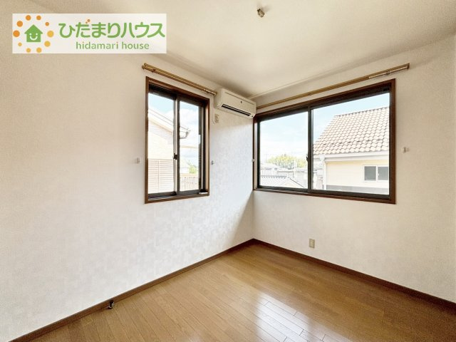 窓が多く、明るい空間を演出してくれます(*^^*)