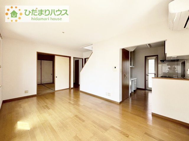 大型テレビに大型ソファー(^^)どんなインテリアにしますか？