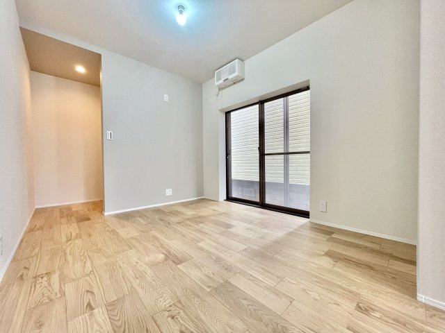 オープンでのびやかな空間を生み出す、こだわりの広がりとゆとりのリビング。