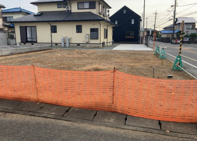 物件の詳細については、現地を見てわかること以外に、役所や法務局などで調べないとわからないことがあります。そのため、現地に行く場合は、もしこの物件を買ったらどのような生活ができるかをイメージしましょう。