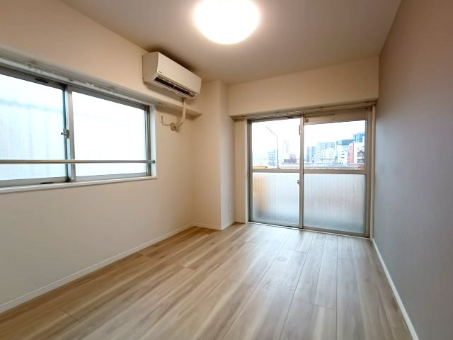 【洋室約5.5帖】