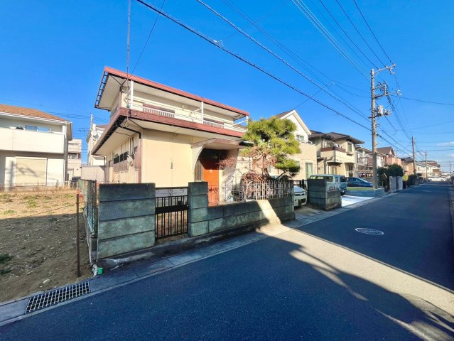 南西道路に面し陽当り良好！敷地約44坪・希望の間取りが叶いやすい整形地！自由設計で夢のマイホームはいかがでしょうか！建築条件なし・お好きなハウスメーカーで建築可能です！当社無料の間取り作成も承ります！