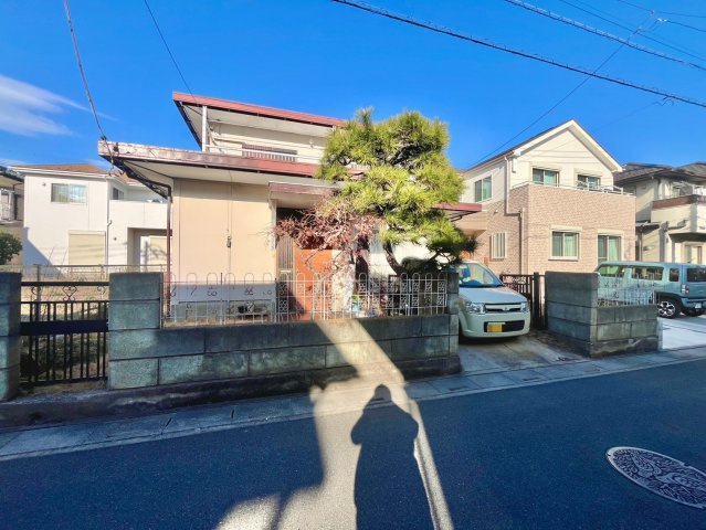 南西道路に面し陽当り良好！敷地約44坪・希望の間取りが叶いやすい整形地！自由設計で夢のマイホームはいかがでしょうか！建築条件なし・お好きなハウスメーカーで建築可能です！当社無料の間取り作成も承ります！