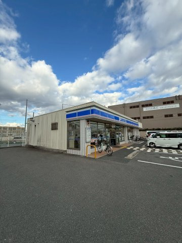 ローソン久世殿城店