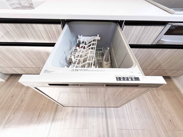 家事の時短に欠かせない食洗器を完備しています。