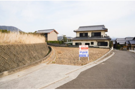 坂出市川津町売土地の外観