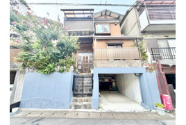 上花山桜谷の外観