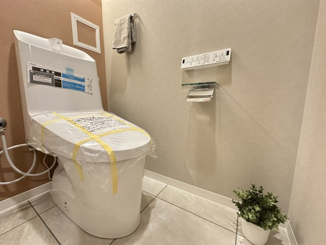明るく清潔感のあるトイレスペースです。
