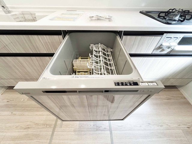 家事の時短に欠かせない食洗器を完備しています。