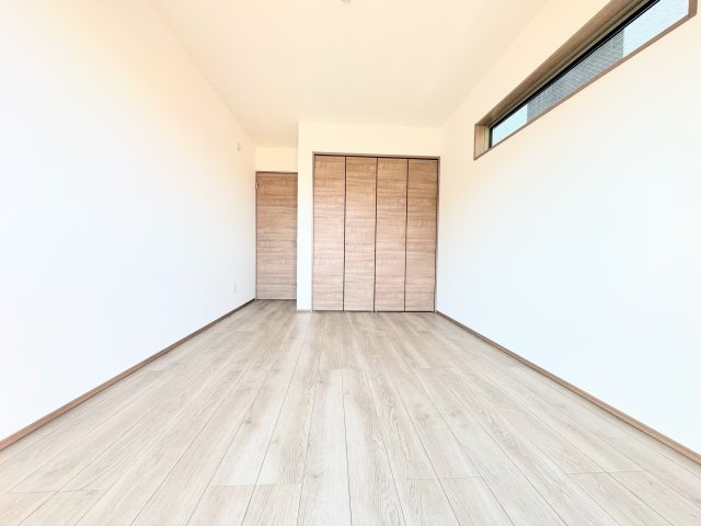 ◆子どものスタディ空間として、あるいは書斎やホビールームとして生活スタイルに合わせて使えるプライベートルーム。居心地のいい落ち着いたインテリアが似合います。